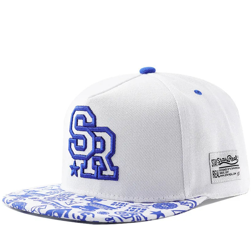 Embroidered letter baseball hat in cotton with adjustable strap, dome crown, black and white colour options