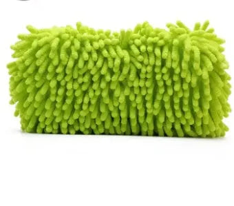 Silvery green microfiber car wash sponge measuring 14 by 25 centimetres