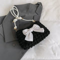 Women's one-shoulder canvas handbag in horizontal square shape with single strap