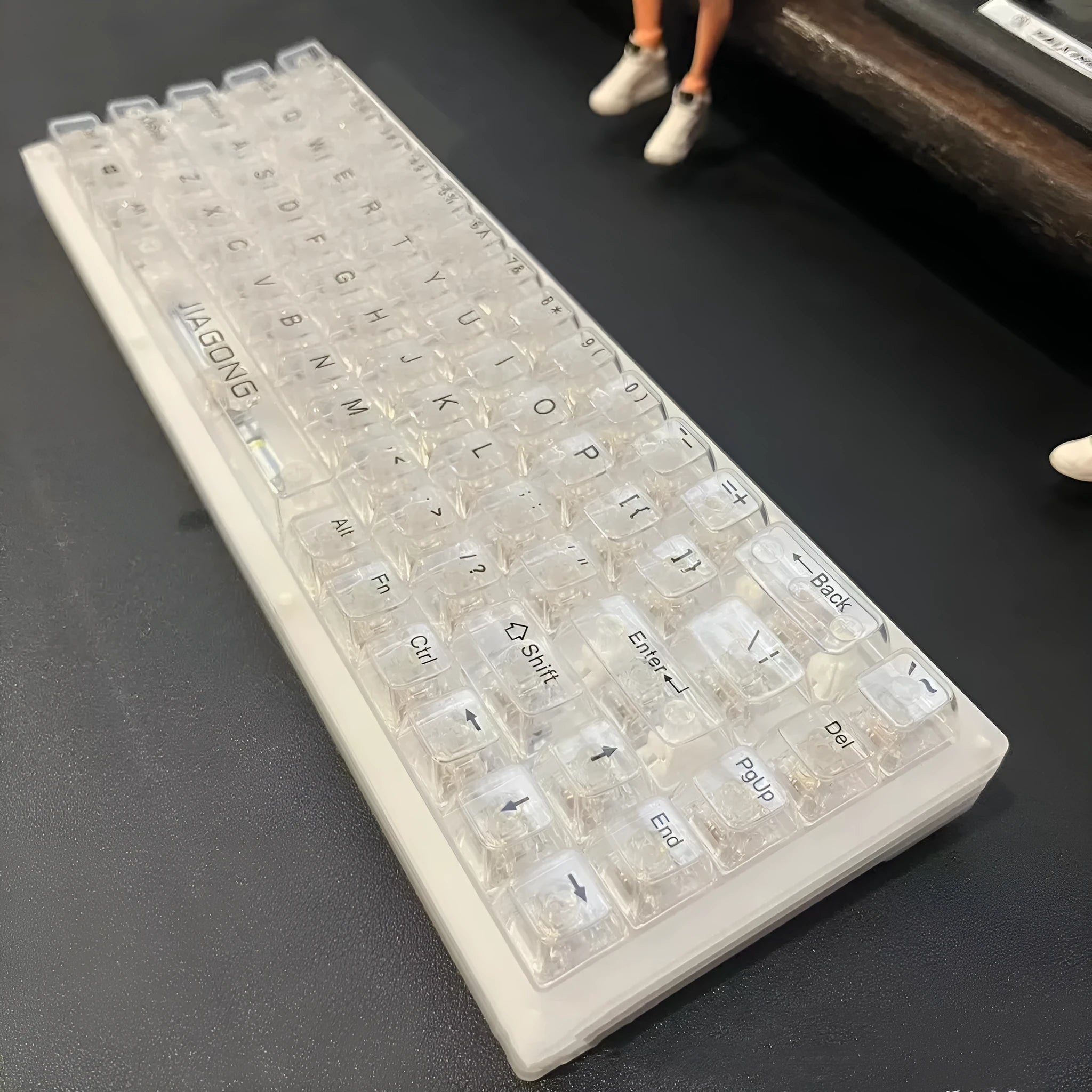 132 transparent plastic mechanical keyboard keycaps arranged in full set layout