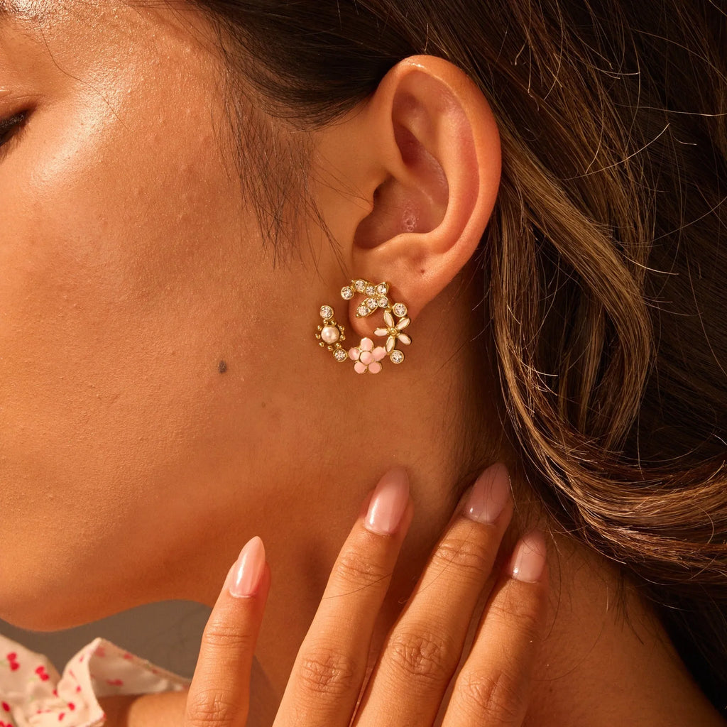 Flower stud earrings with petal design in colourful pattern, stainless steel with 18K gold electroplating