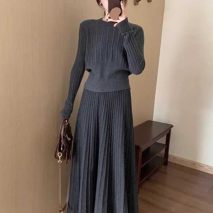 Women's knitted long dress suit set with 3D pattern in dark grey ethnic style