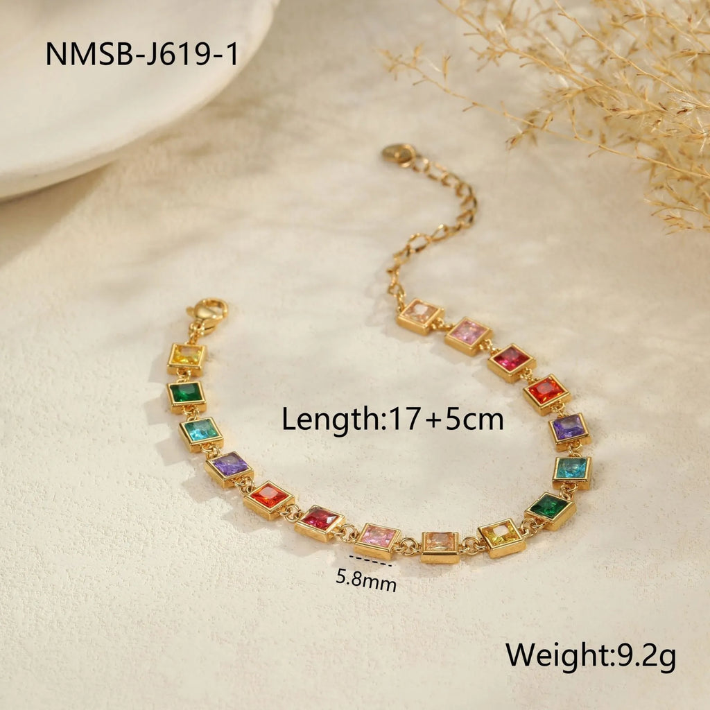 Women's stainless steel bracelet in gold or silver with square, circular, or heart-shaped geometric design