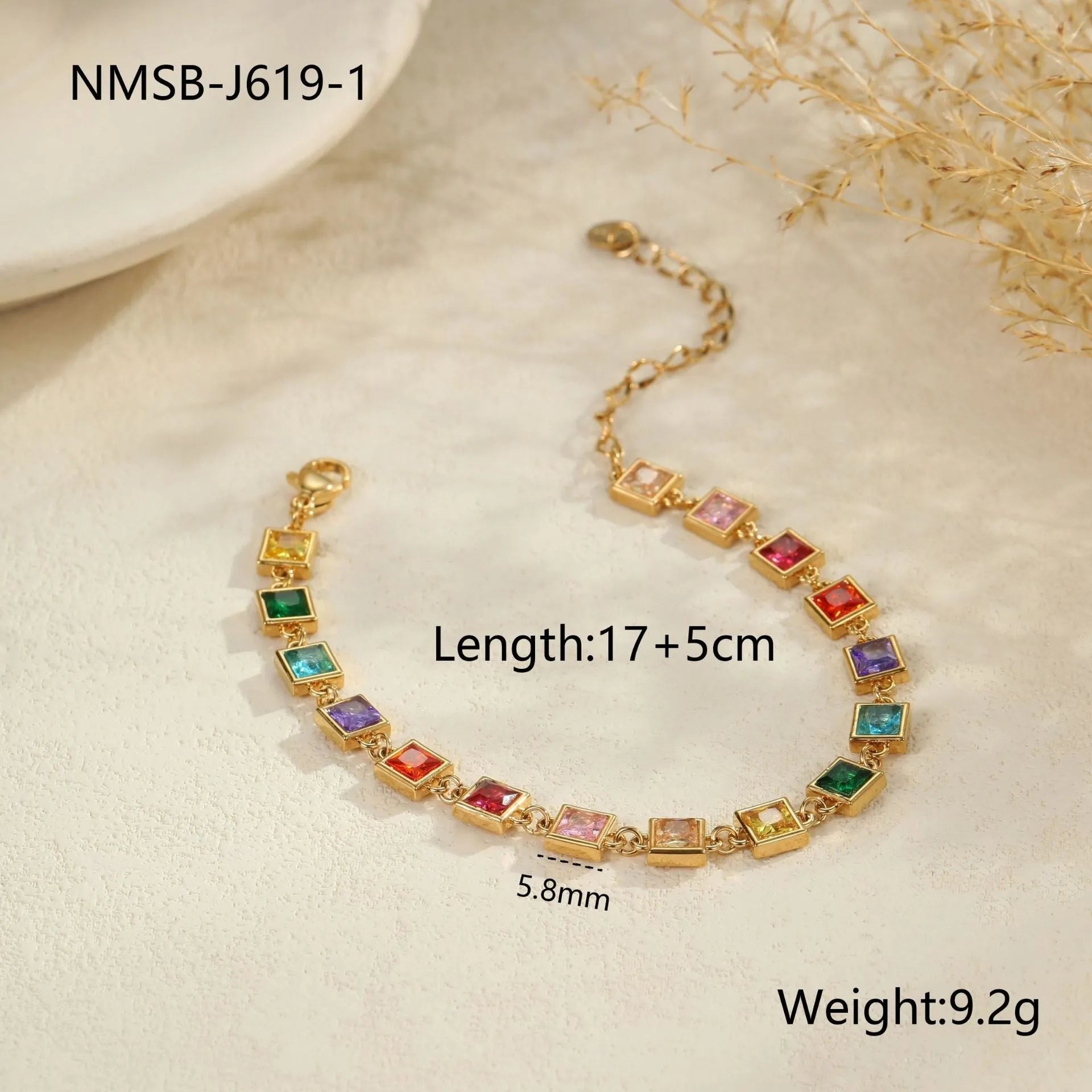 Women's stainless steel bracelet in gold or silver with square, circular, or heart-shaped geometric design