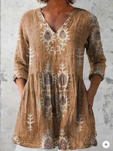 Women's printed loose wave dress with 3/4 sleeves and wide waist in polyester fabric