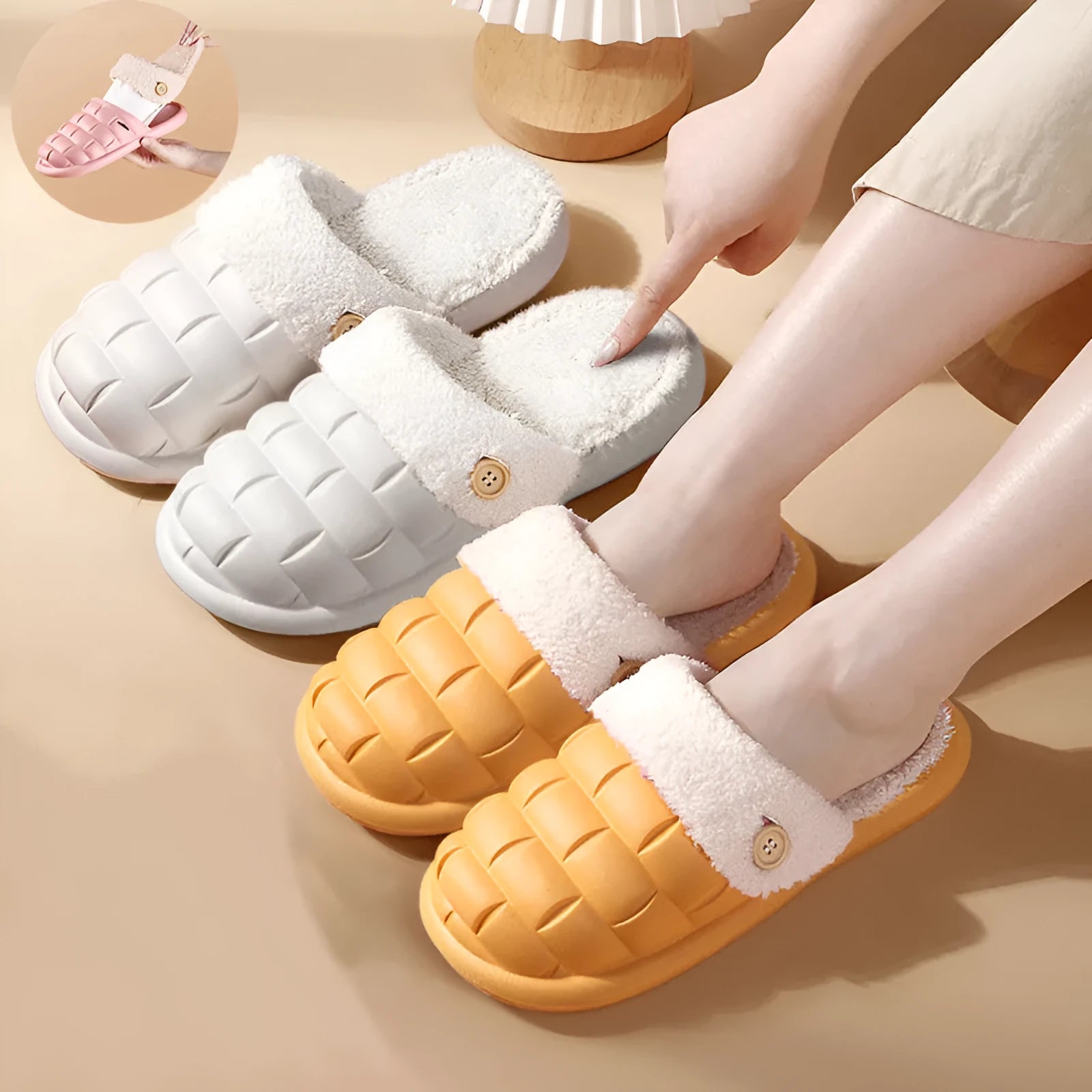 Plaid EVA slippers with detachable plush lining in multiple colours for women