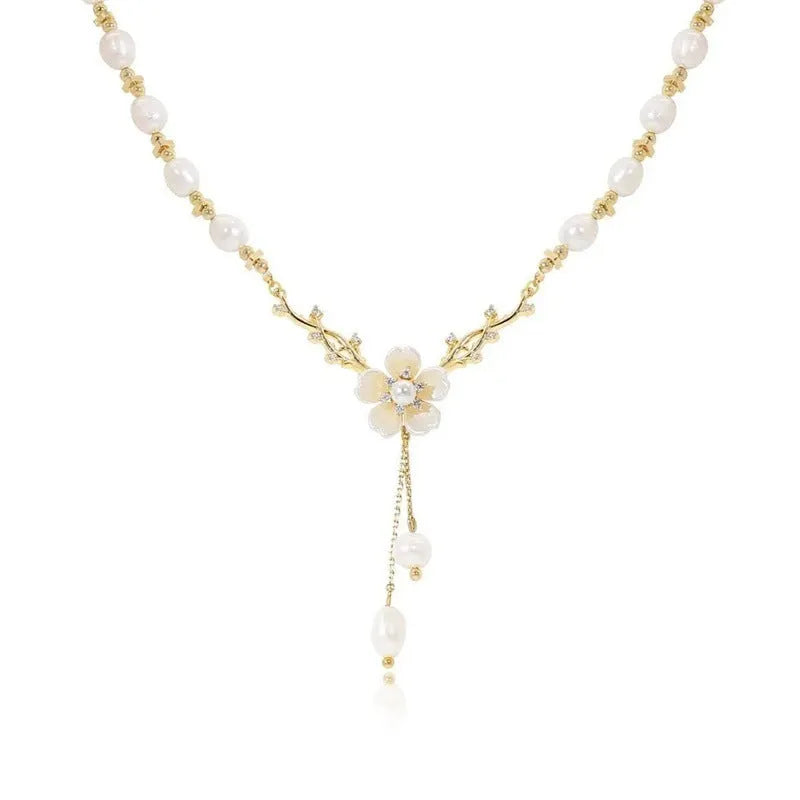 Alloy necklace with pearl flower colour and rose flower design elements on chain