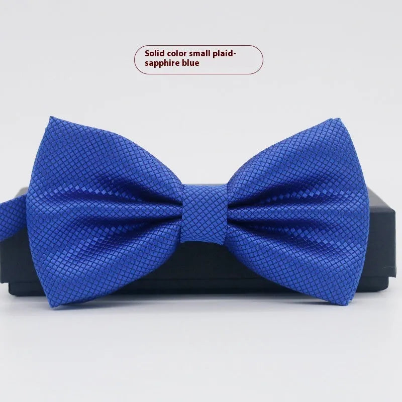 Solid colour formal bow tie with flat head design in polyester fabric