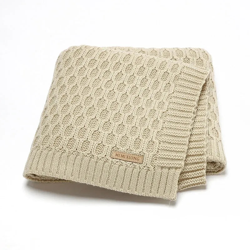 70×90cm solid colour infant blanket with three-dimensional lines texture in acrylic fabric