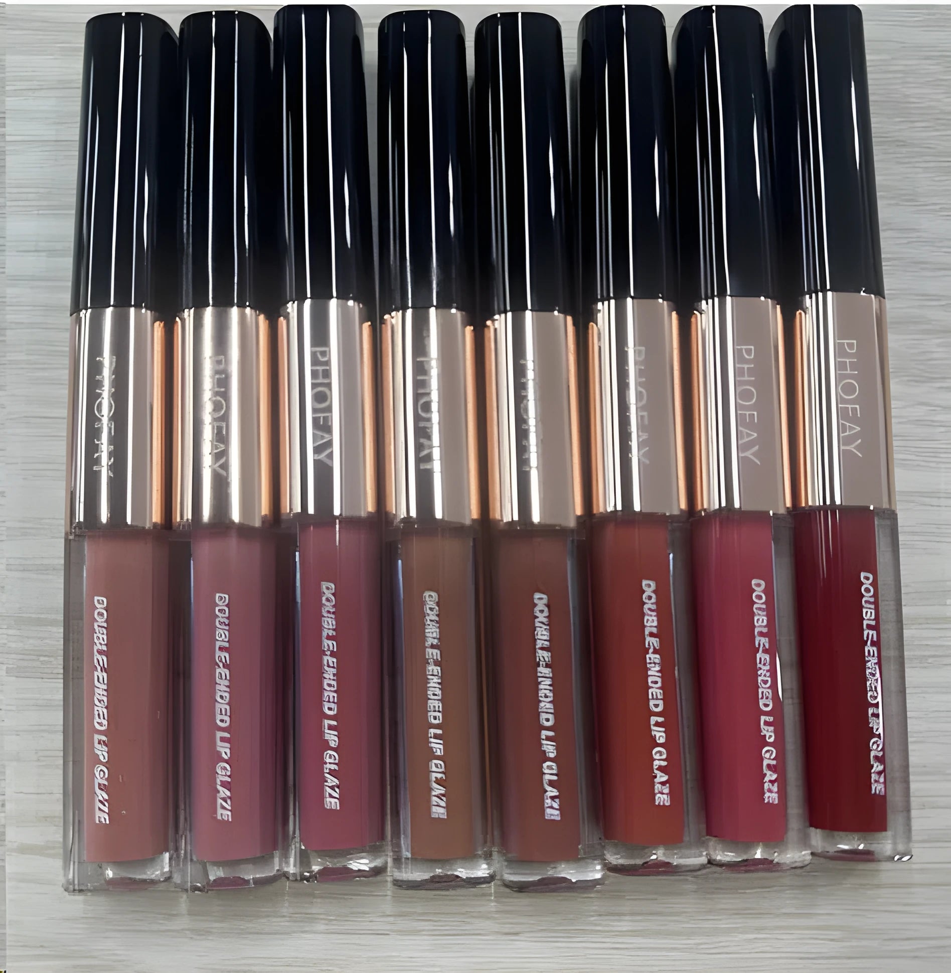 C-L021 double-head lip gloss stick with non-stick cup applicator tips, showing two shades.