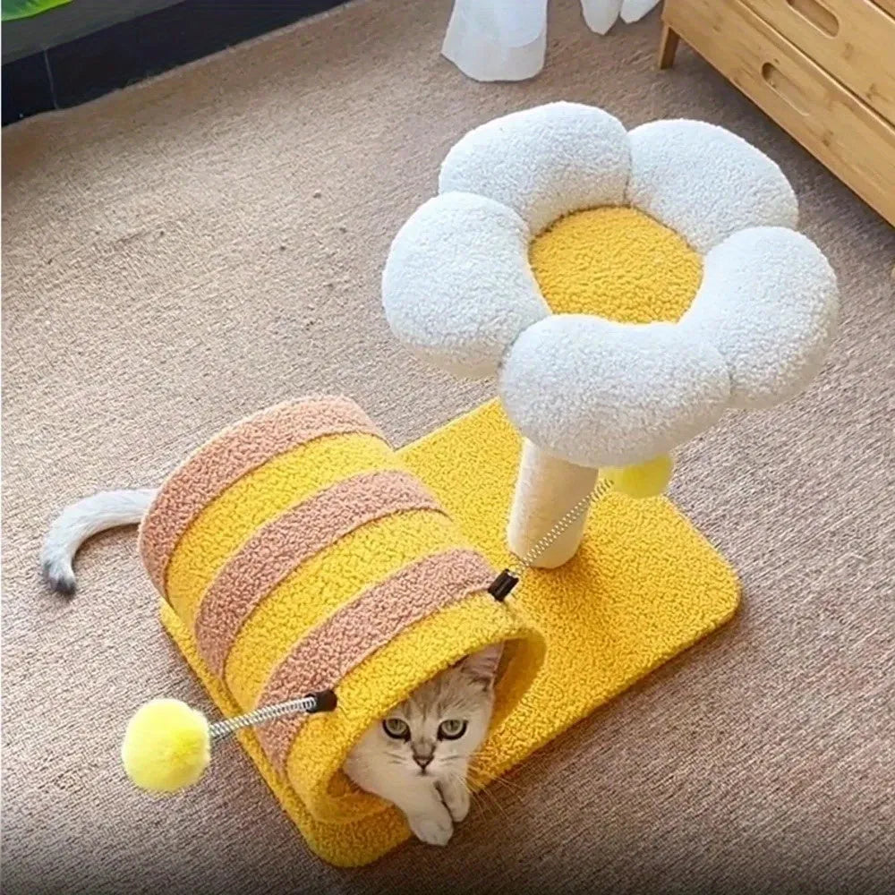 Yellow bee-shaped cat climbing frame with sisal scratching post and tunnel