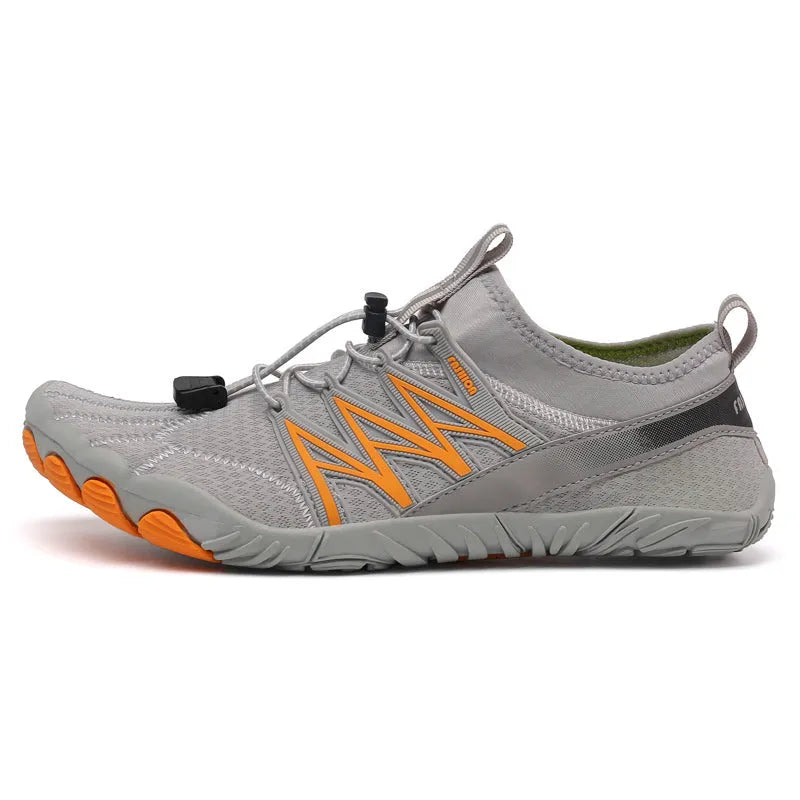 Indoor fitness training sneakers in multiple colours with striped pattern and rubber sole.