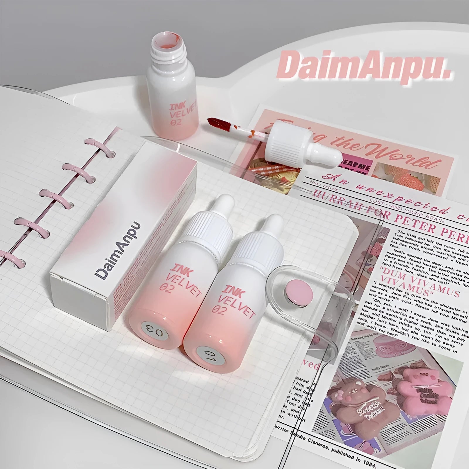 Mirror Lip Lacquer tube from milk huhoo series in fade-resistant formula, 3.5g net content.