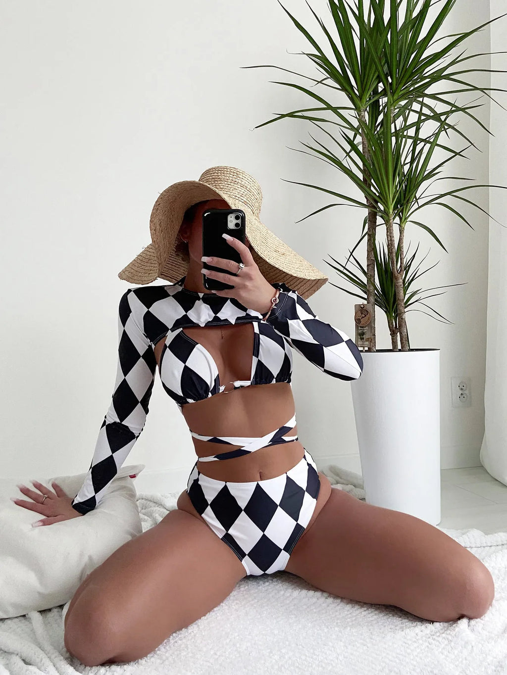 Women's plaid long sleeve three-piece bikini set for swimming