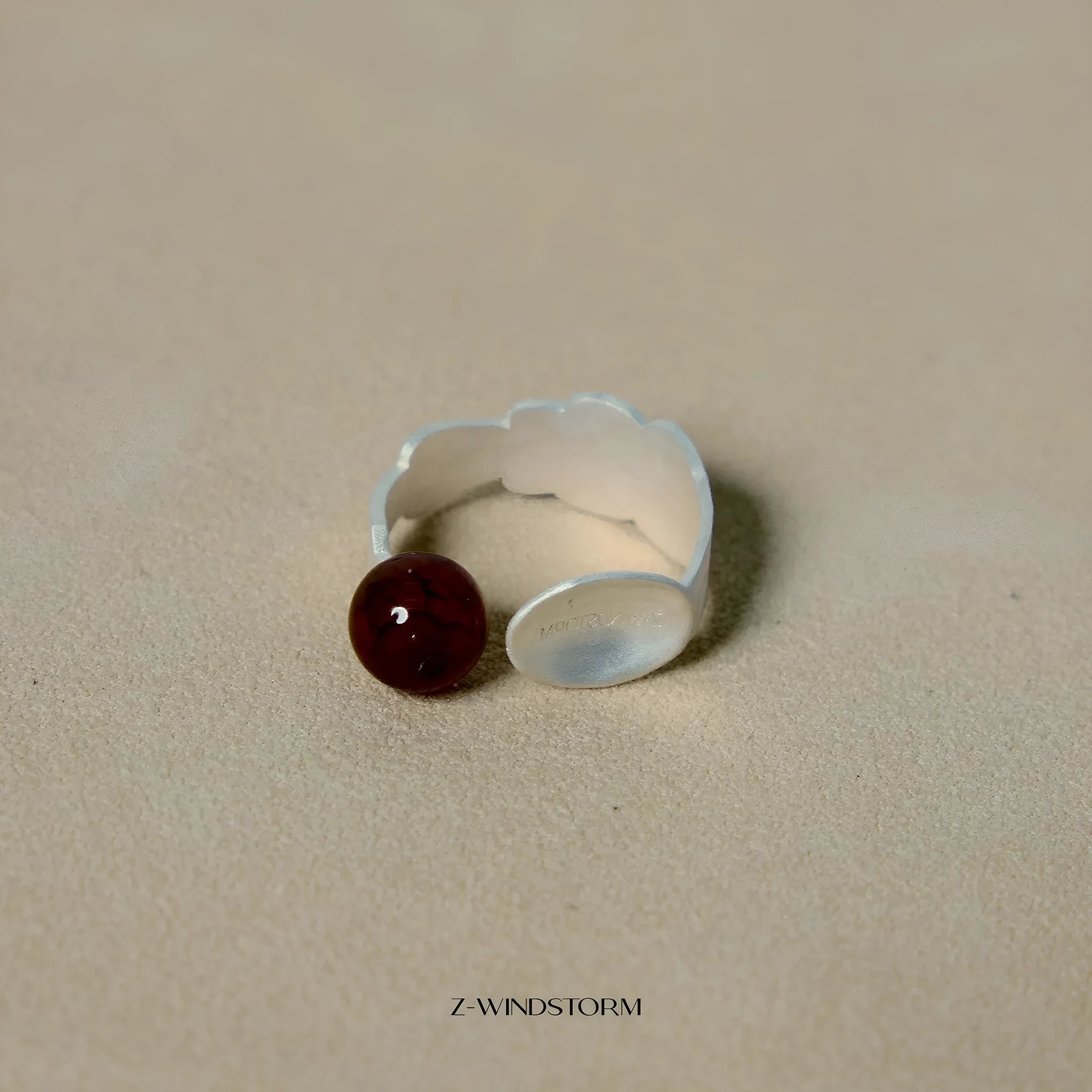Small round spoon stewed pork motif ring and bracelet set in electroplated alloy