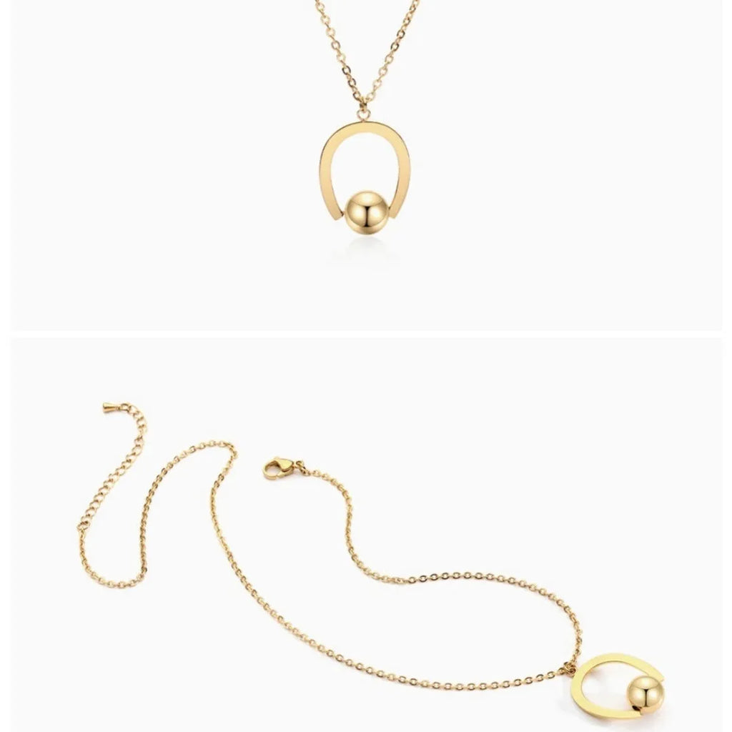 Adjustable stainless steel necklace with cross chain and geometric pendant in gold or silver finish