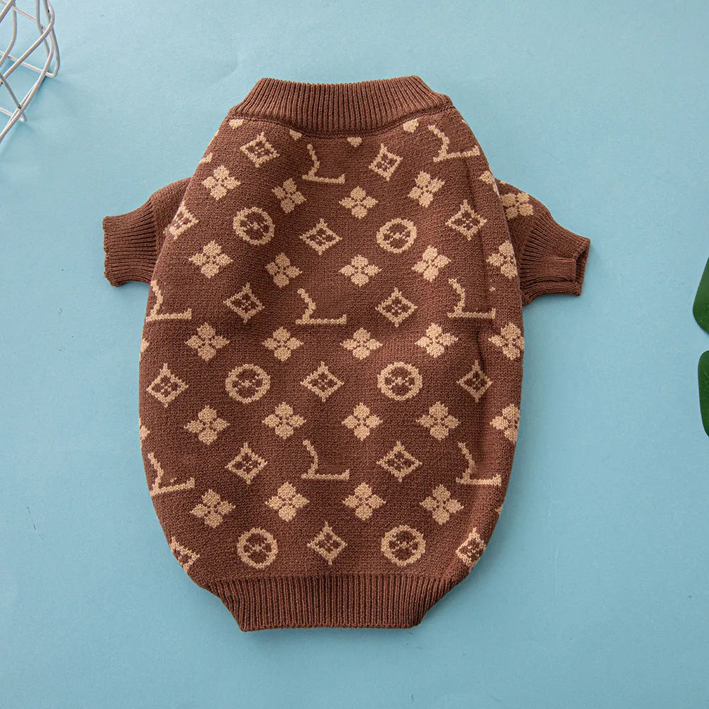 Thick wool dog sweater in monochrome or two-tone colour, sizes XS to XXL.
