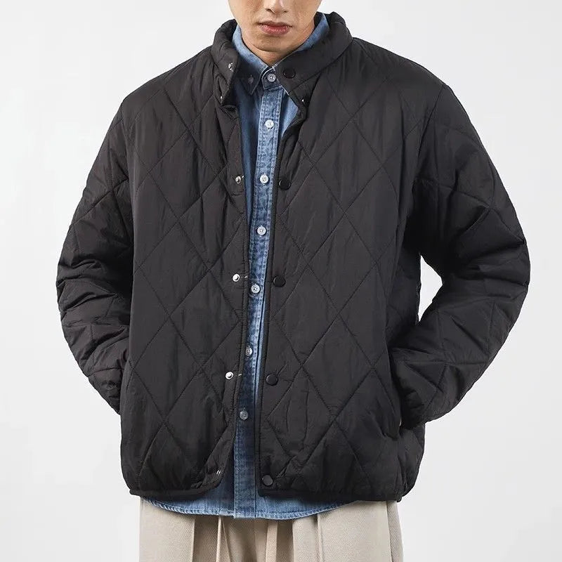 Men's black diamond lattice pattern winter jacket with lengthened design and loose fit