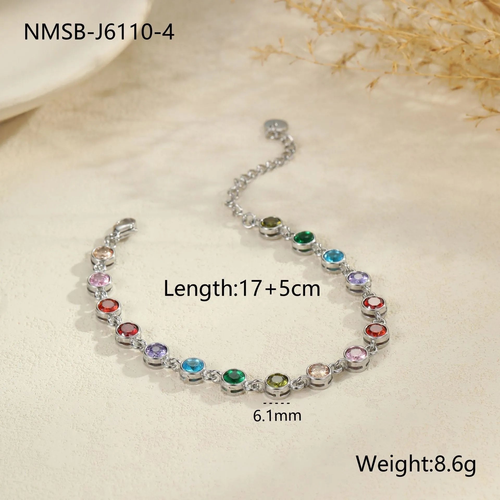 Women's stainless steel bracelet in gold or silver with square, circular, or heart-shaped geometric design