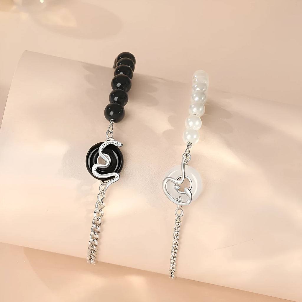 925 sterling silver bracelet with snake zodiac design and secure buckle in New Chinese style