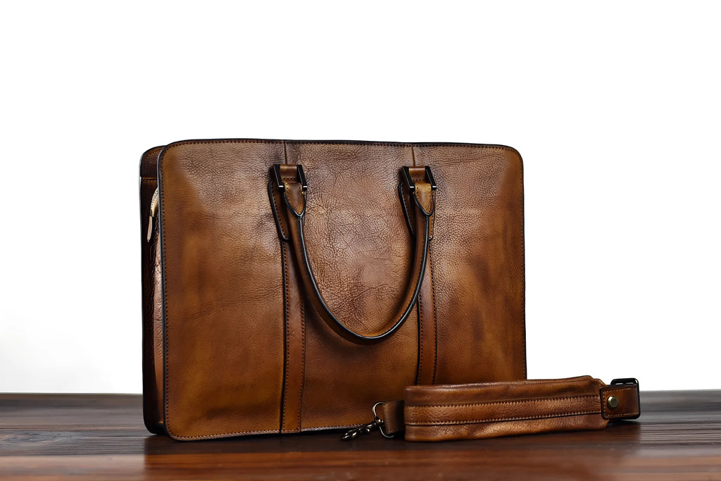 Men's 14-inch horizontal leather business handbag with zipper opening in khaki colour