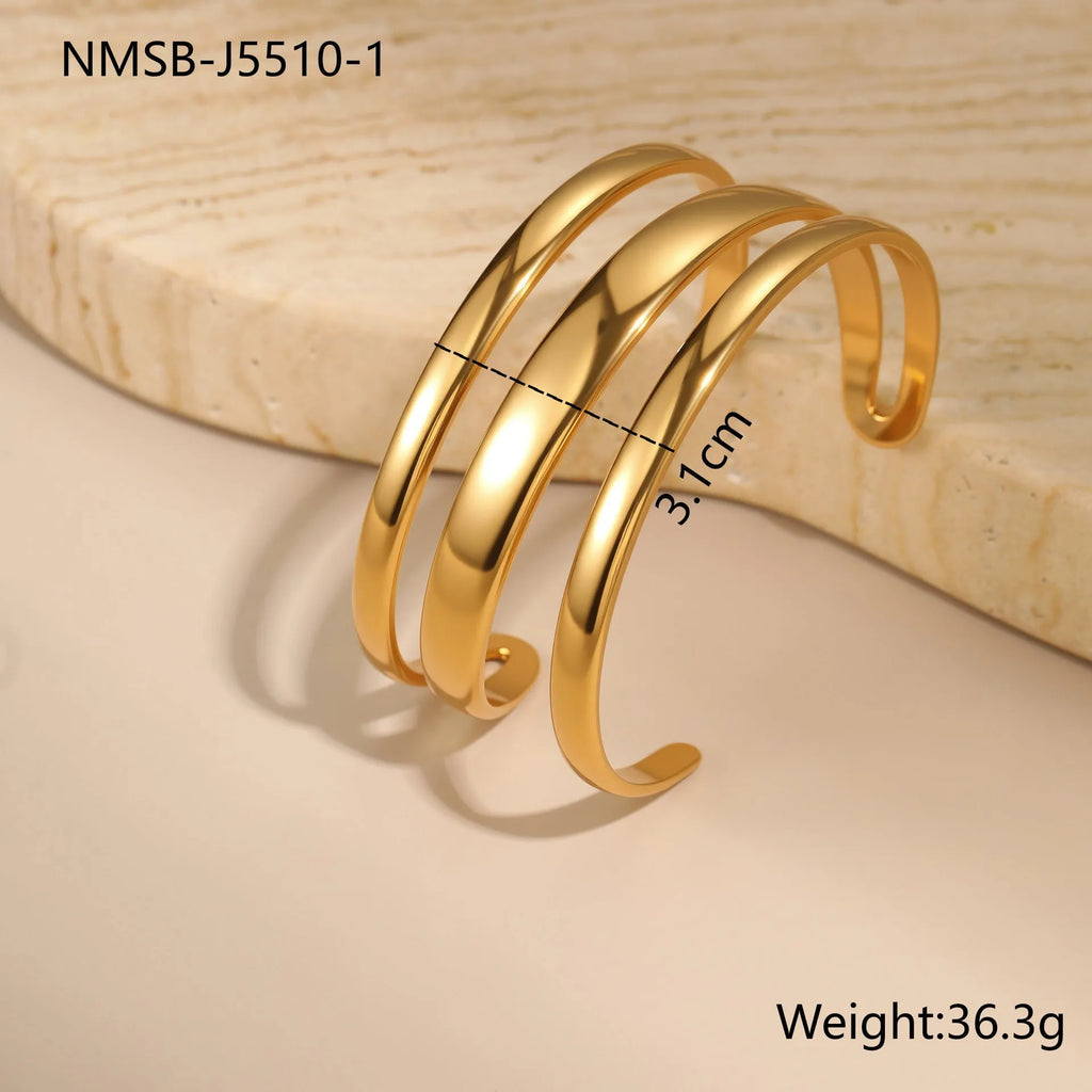Stainless steel geometric opening bracelet with 18K electroplating in gold or steel colour