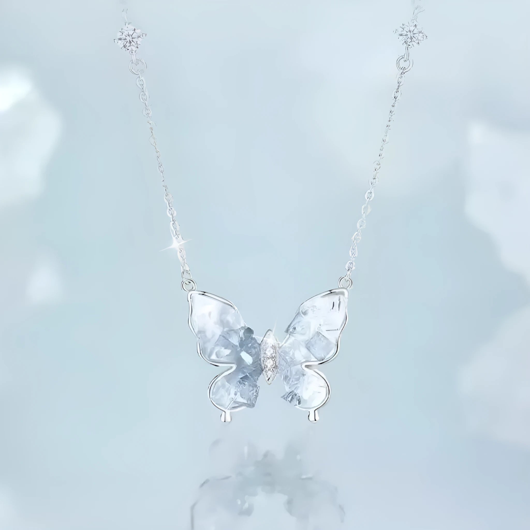 Women's 925 silver necklace with detailed butterfly pendant on O-ring chain, adjustable 41-50cm length