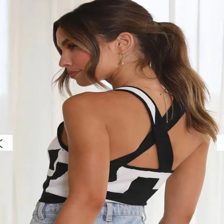 Women's U-neck contrast colour camisole with exposed navel styling in Core-spun polyester fabric