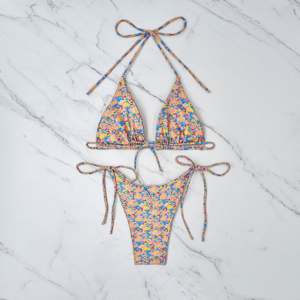 Lace-up bikini swimsuit with backless design and briefs cut for swimming sports
