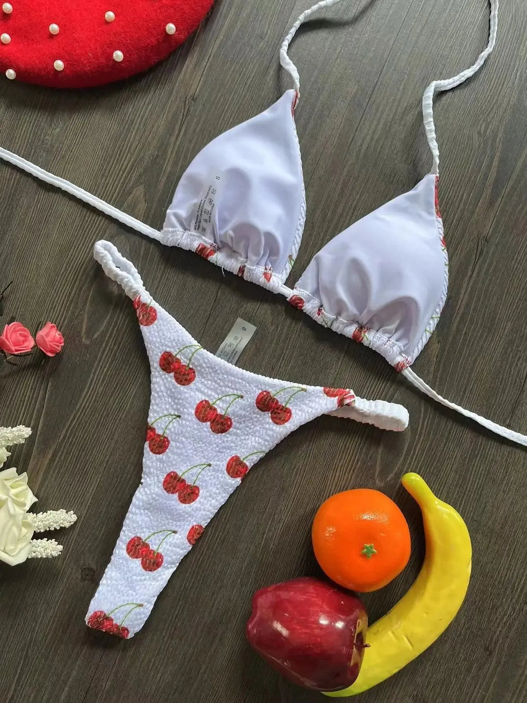 Women's printed bikini swimsuit in quick-drying fabric for beach and swimming