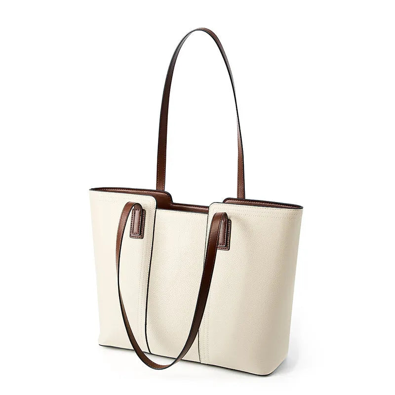 Genuine leather women's crossbody bag with multiple internal compartments in horizontal square design