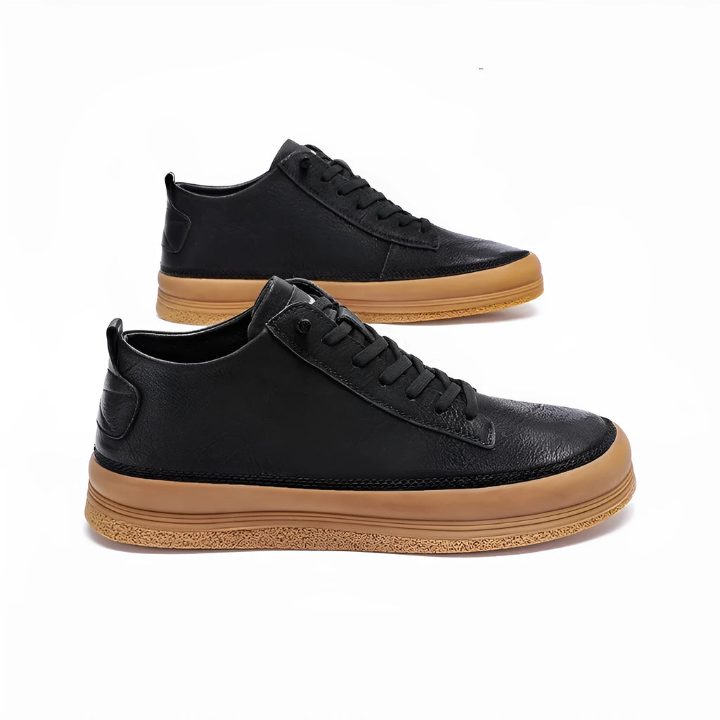 Men's black casual leather shoes with rubber sole and lace closure