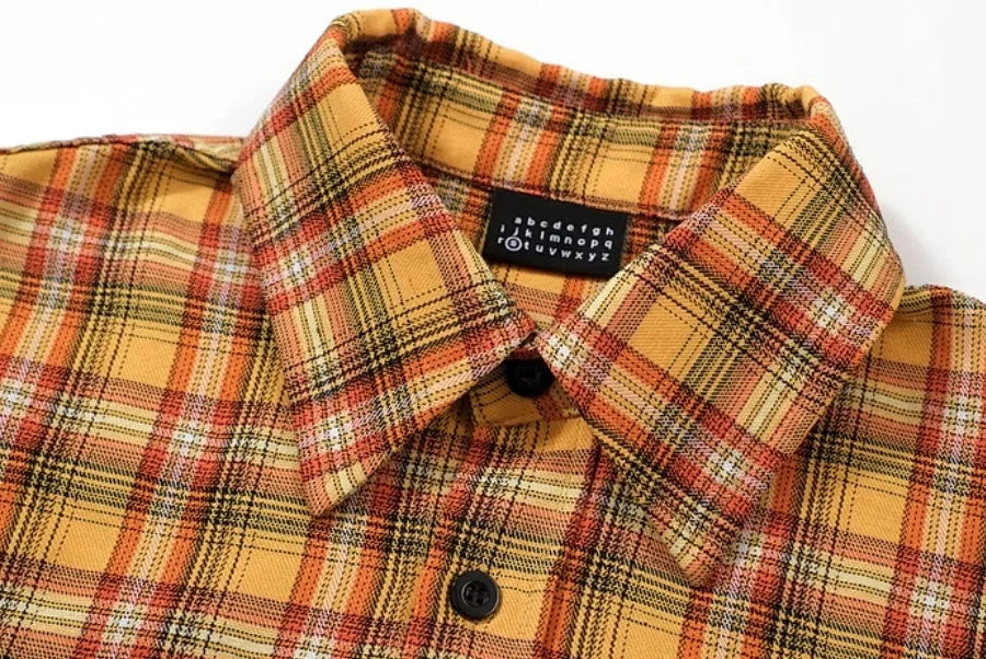 Men's loose fit polyester short sleeve plaid shirt in yellow grid pattern