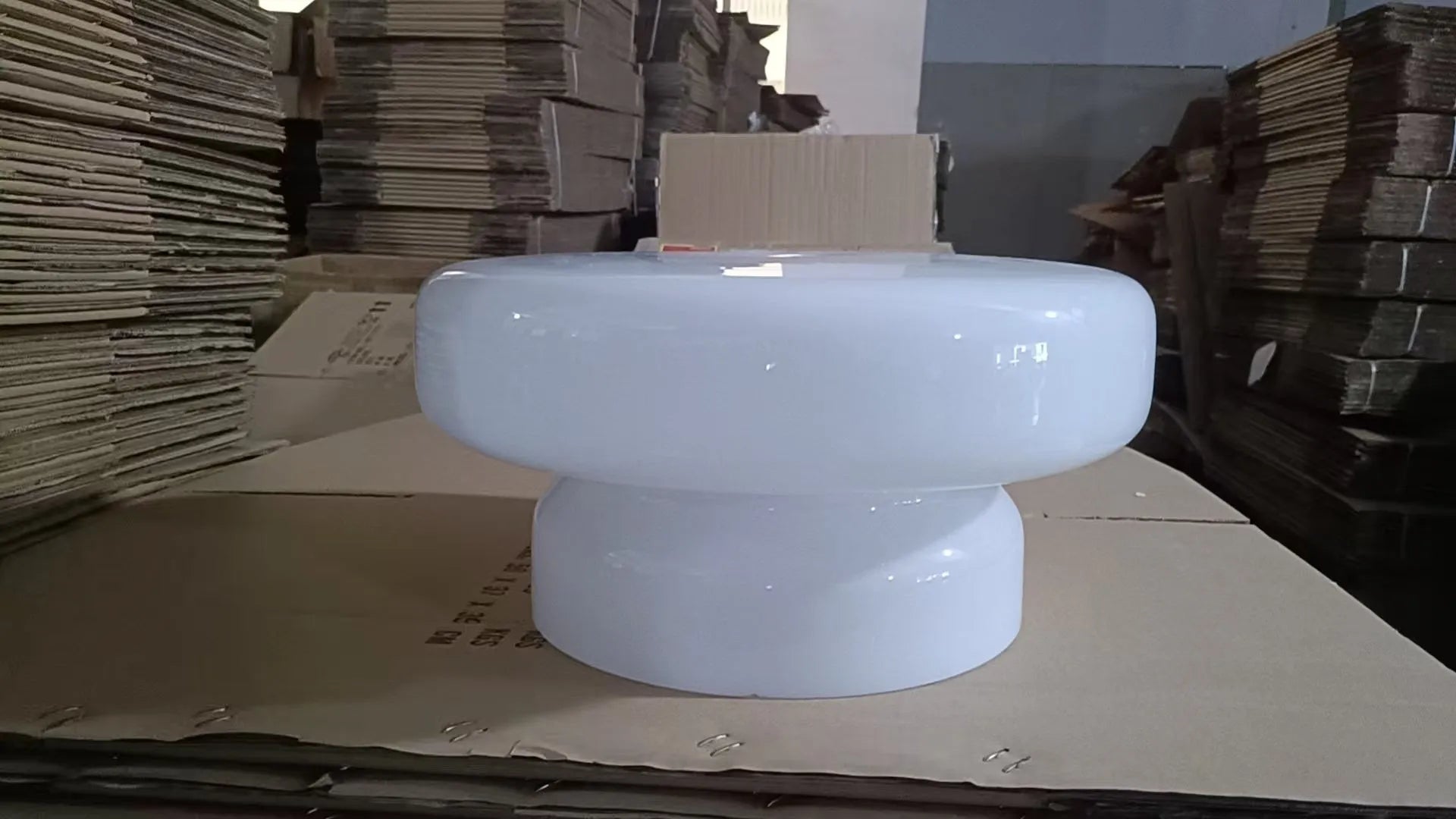 Modern glass chandelier in milky white, purple, green or brown colours for restaurant and bedroom lighting