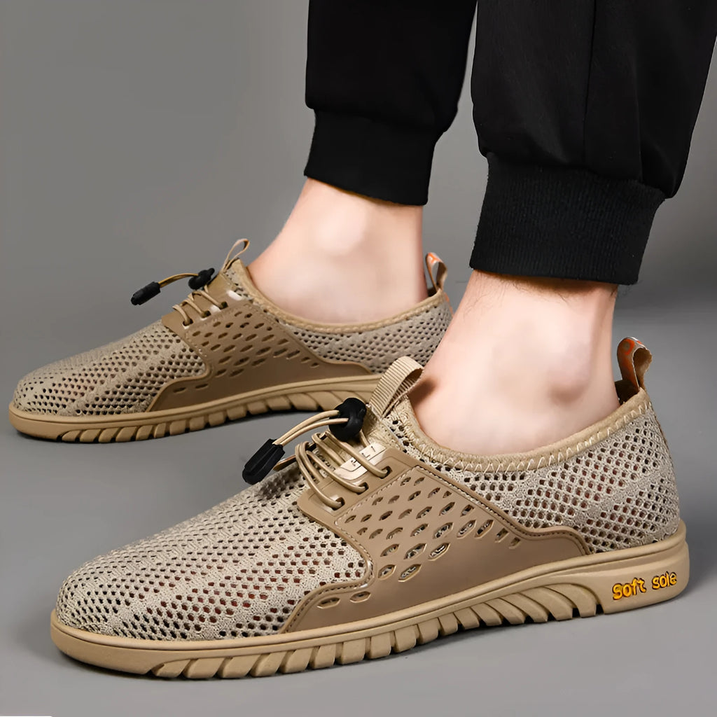 Men's mesh casual summer shoes with elastic band closure in black colour option