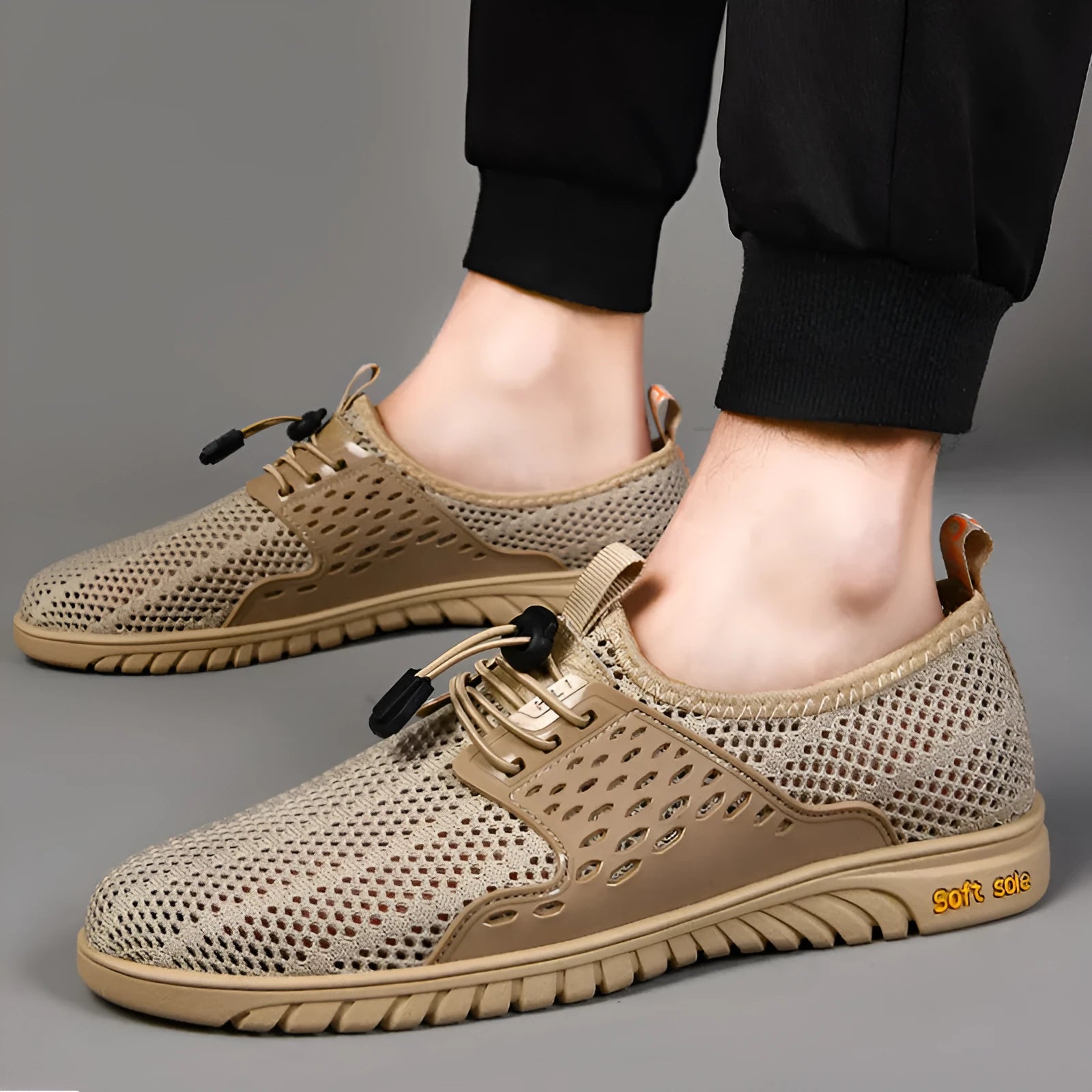 Men's mesh casual summer shoes with elastic band closure in black colour option