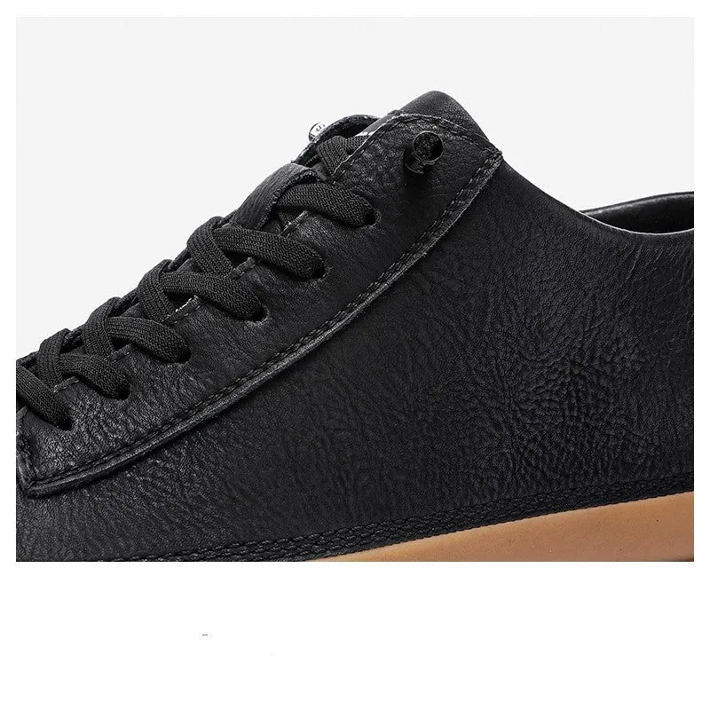 Men's black casual leather shoes with rubber sole and lace closure