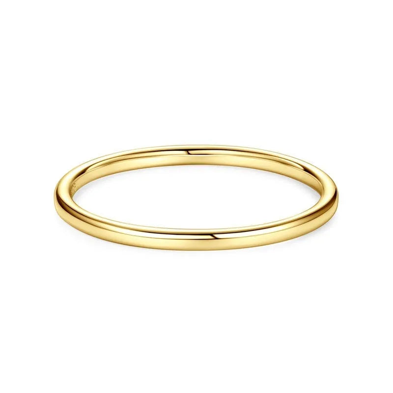 Geometric sterling silver bracelet ring with round detail on a size chart background.