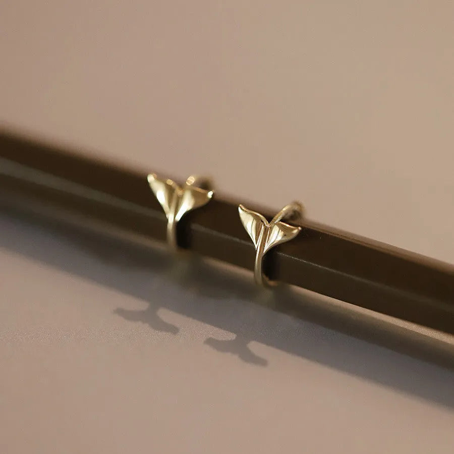 S925 sterling silver fishtail ear ring in gold colour with 8mm inner diameter