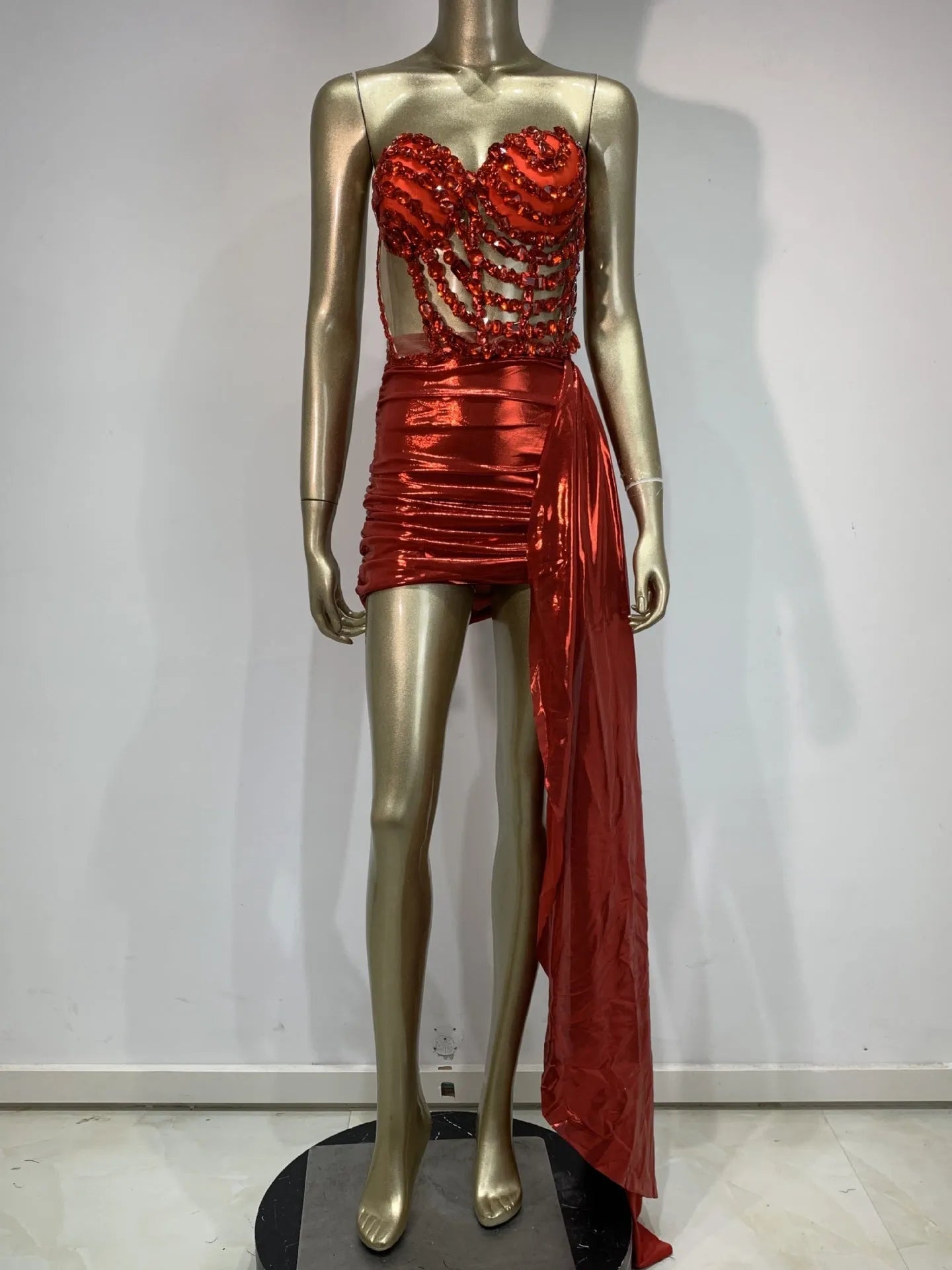 Red spandex stage costume skirt suit with mesh see-through panels for banquet performances