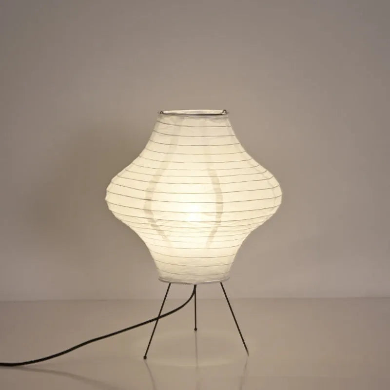 Japanese-style cylindrical decorative table lamp with three-colour light, dimensions D32cm x H45cm.