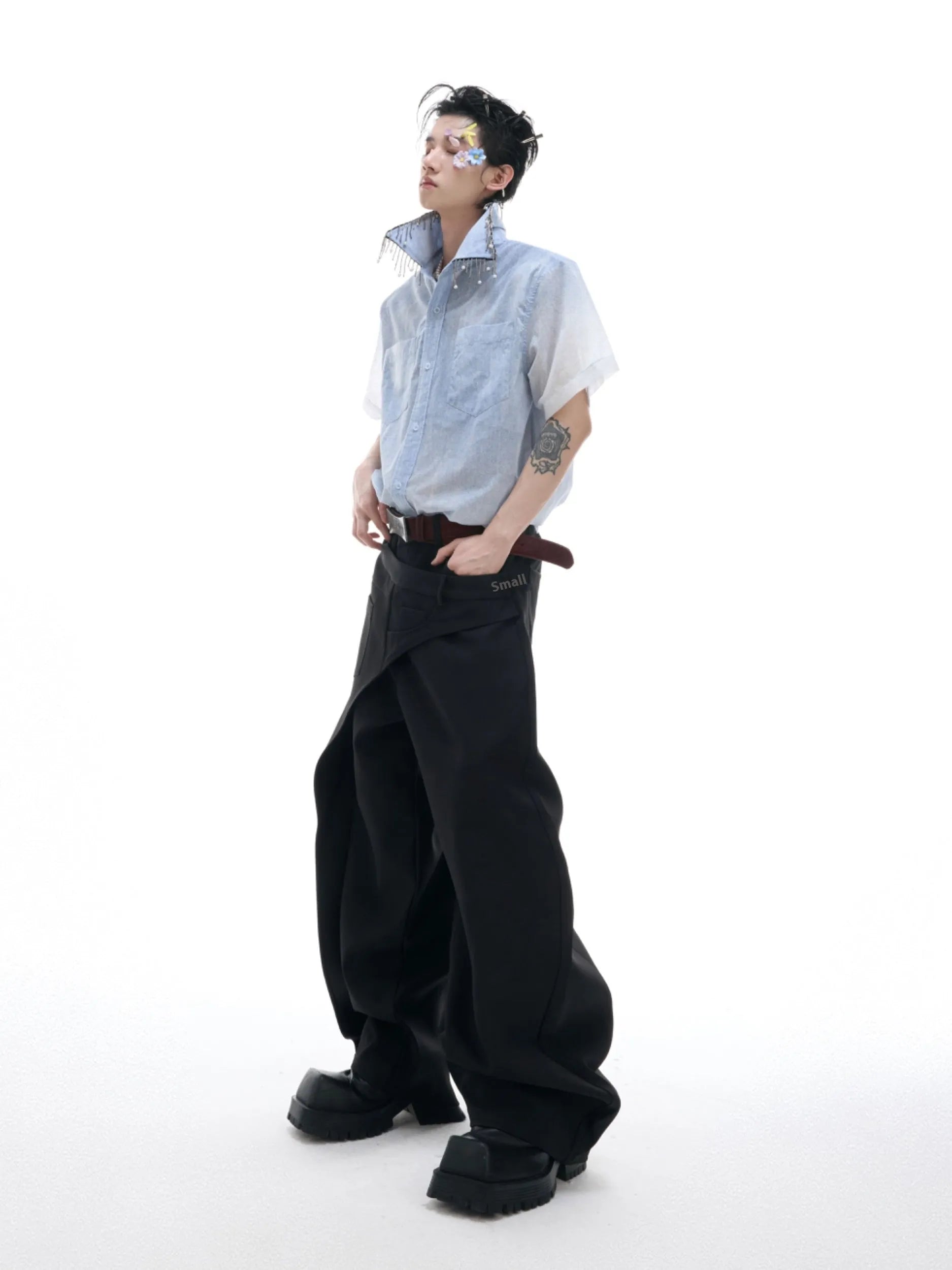 Blue and white gradient loose fit men's short sleeve casual polyester shirt