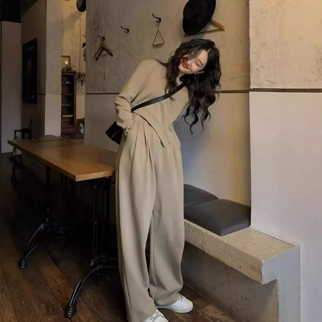 Women's khaki casual sports suit with long sleeve top and loose trousers in Japanese Korean style