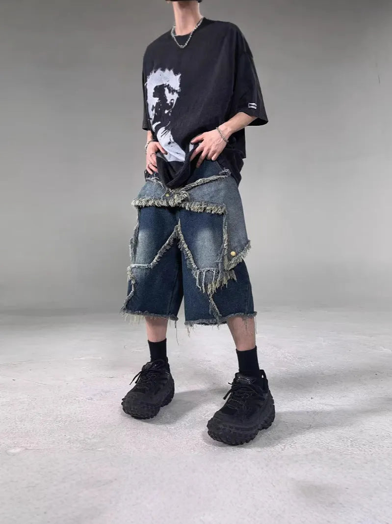 Blue men's retro denim shorts with frayed hem and embroidered five-pointed star, loose fit style